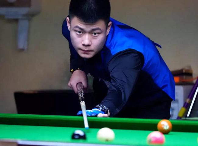 并向所有球 并向所有球