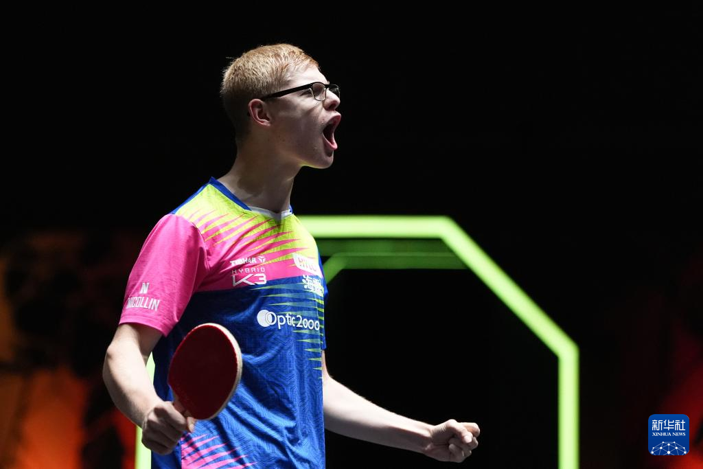 少年参与其 少年参与其