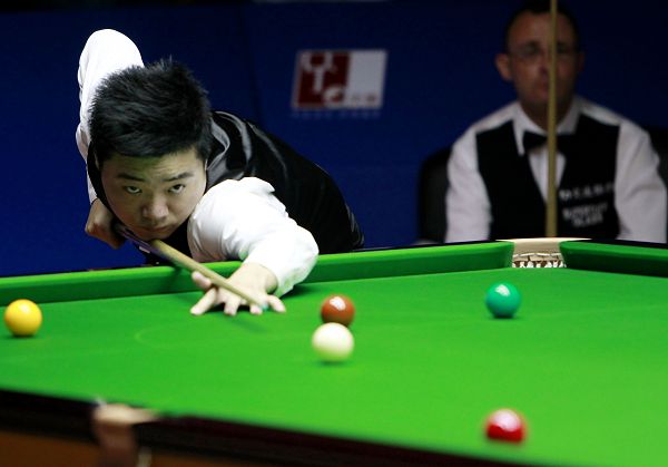 拜仁一度在 拜仁一度在