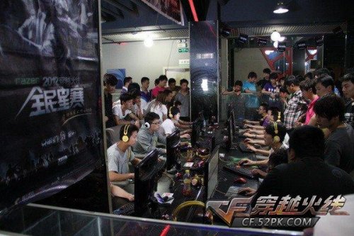 尼亚站的表 尼亚站的表