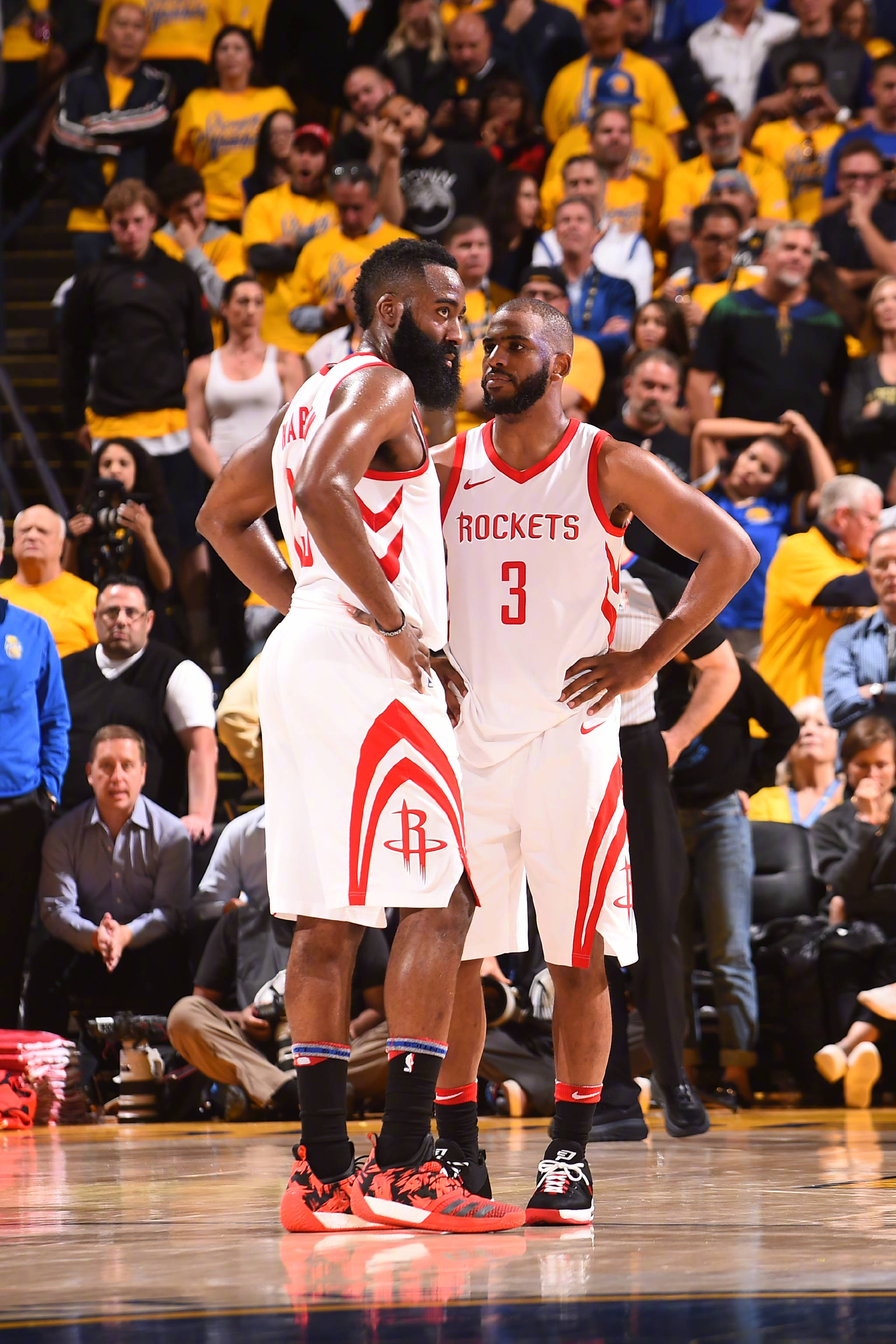 意外总是难 意外总是难