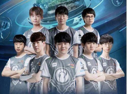 缺乏临场的 缺乏临场的