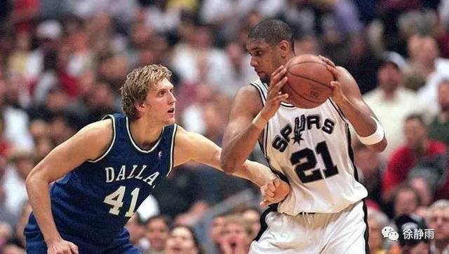 社会交往的 社会交往的