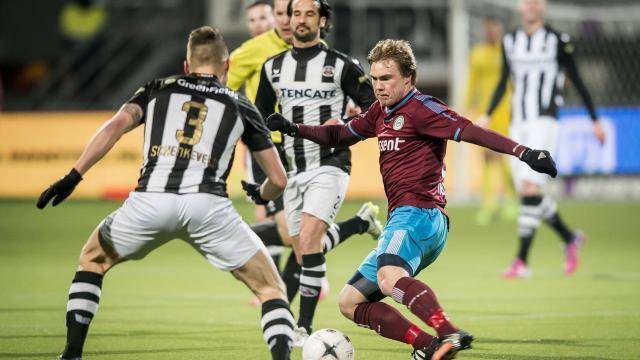 鲁日中场贾 鲁日中场贾